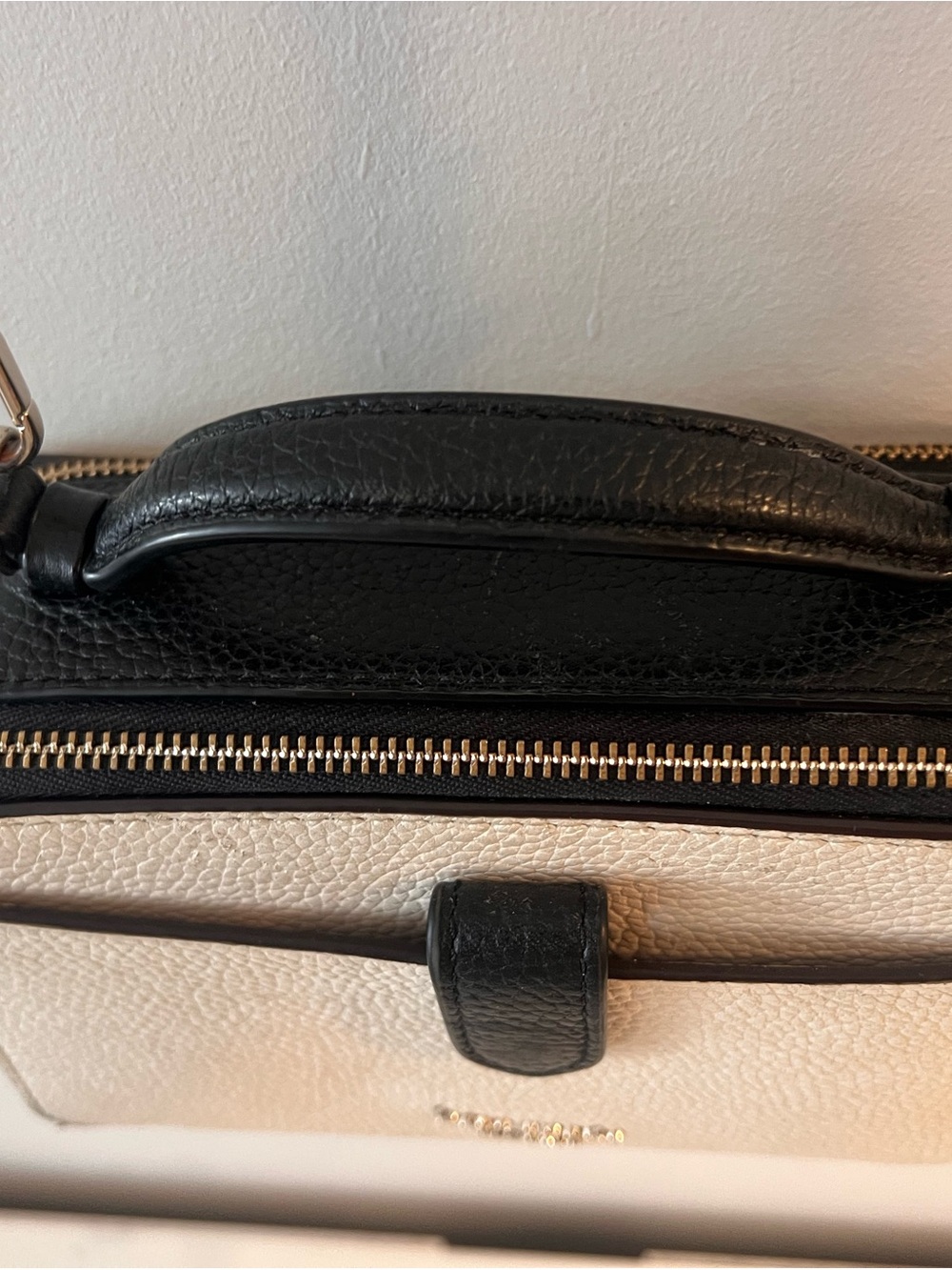 Kate Spade New York Black & White Crossbody Wallet Purse - Picture 6 of 9